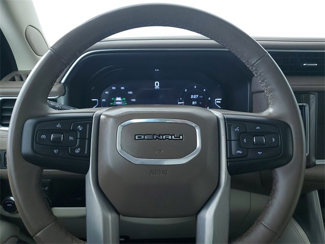 Used 2024 GMC Yukon XL Denali image 25