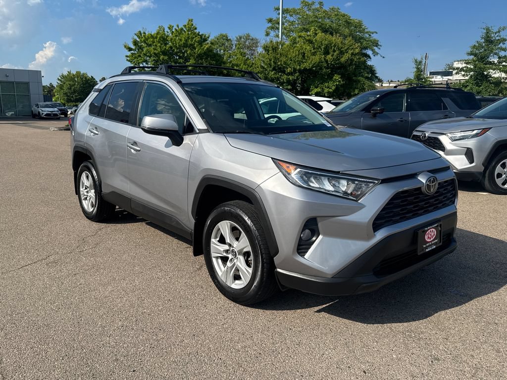 Used 2020 Toyota RAV4 XLE w/ Convenience Package AWD/4WD image 9