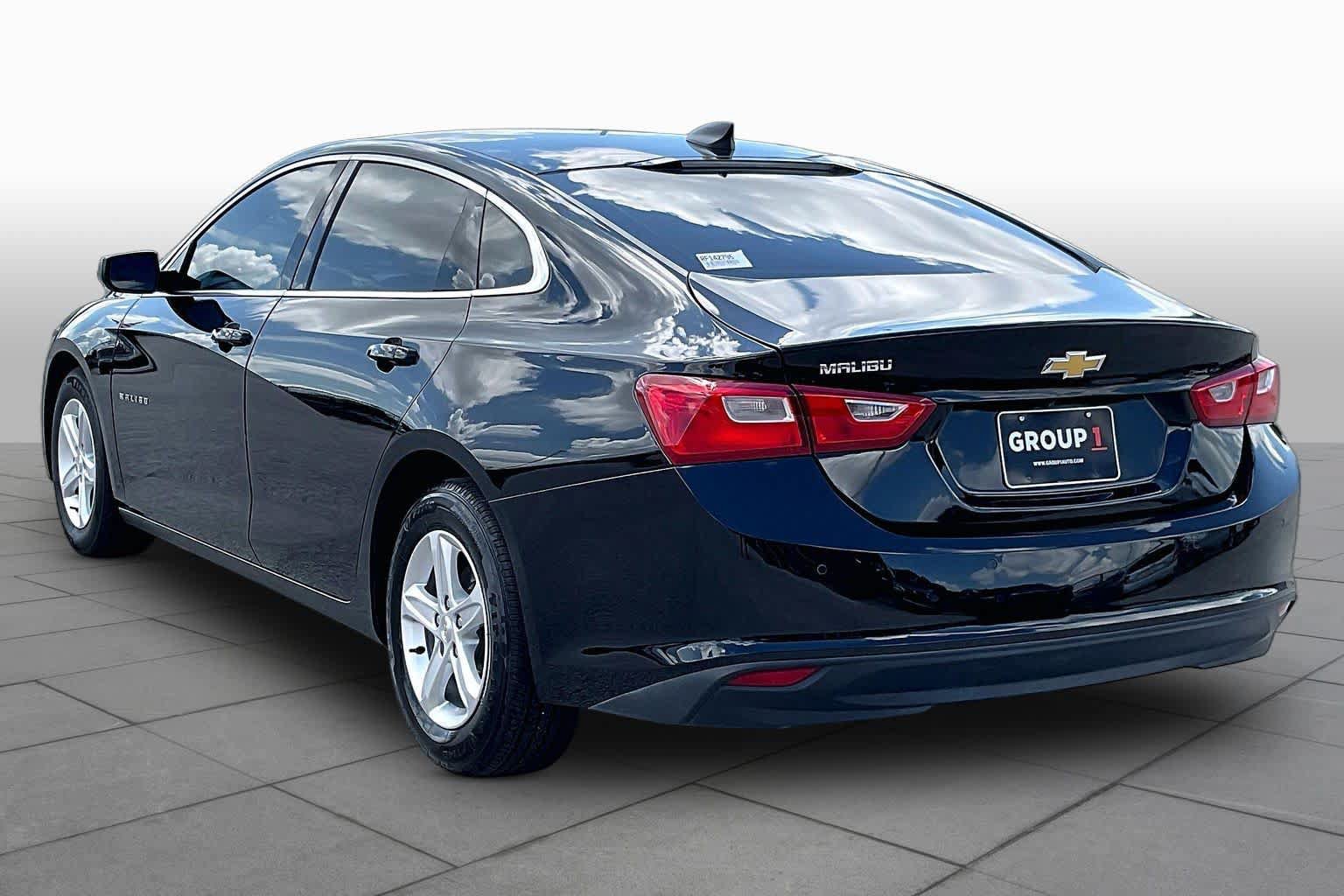Used 2024 Chevrolet Malibu LS FWD image 12