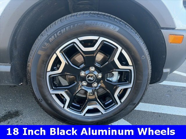 Used 2025 Ford Bronco Sport Outer Banks w/ Outer Banks Tech Package+ image 2