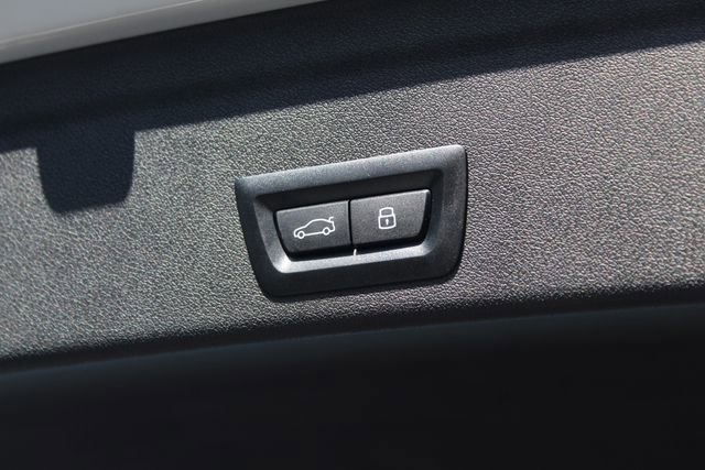 New 2026 BMW X6 xDrive40i image 7