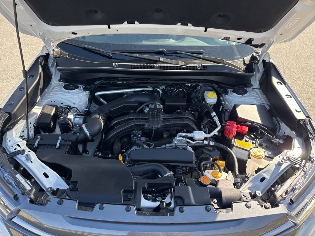 Used 2025 Subaru Forester Limited image 32