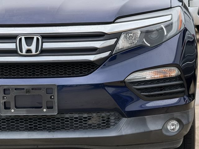 Used 2017 Honda Pilot EX image 8