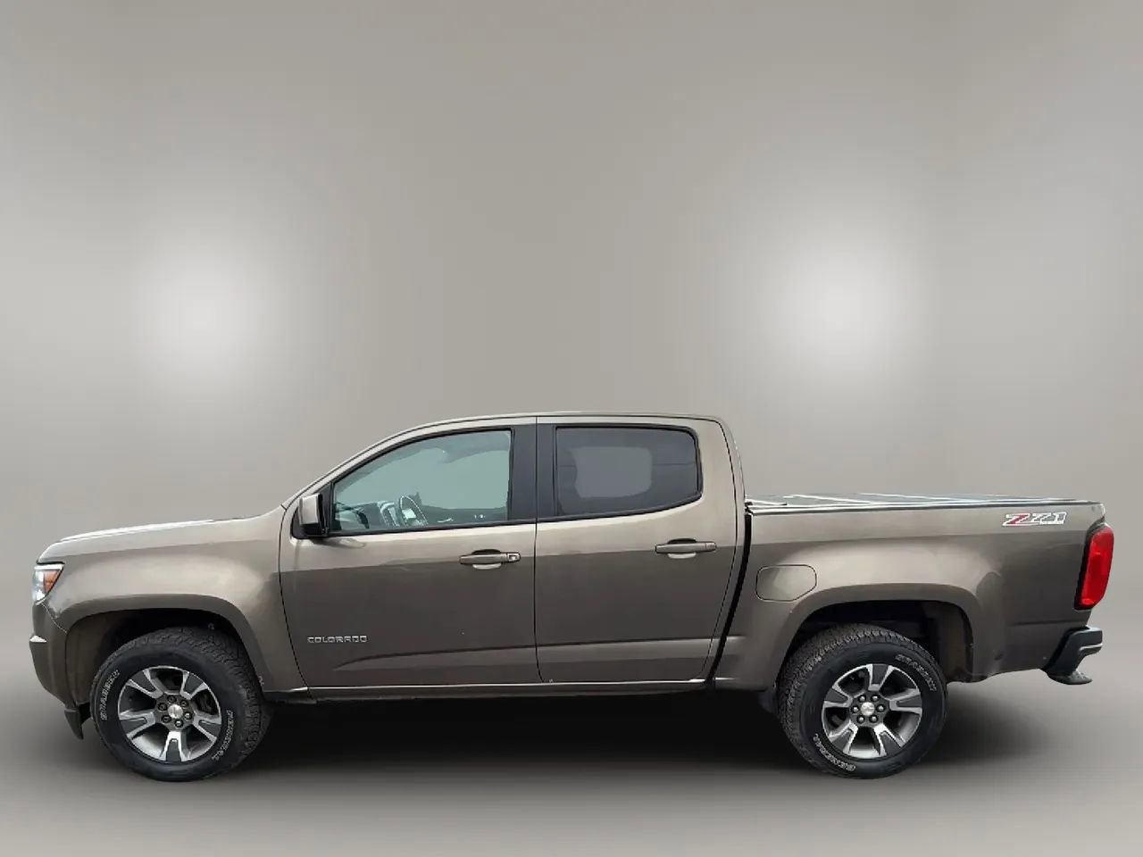 Used 2016 Chevrolet Colorado Z71 image 2