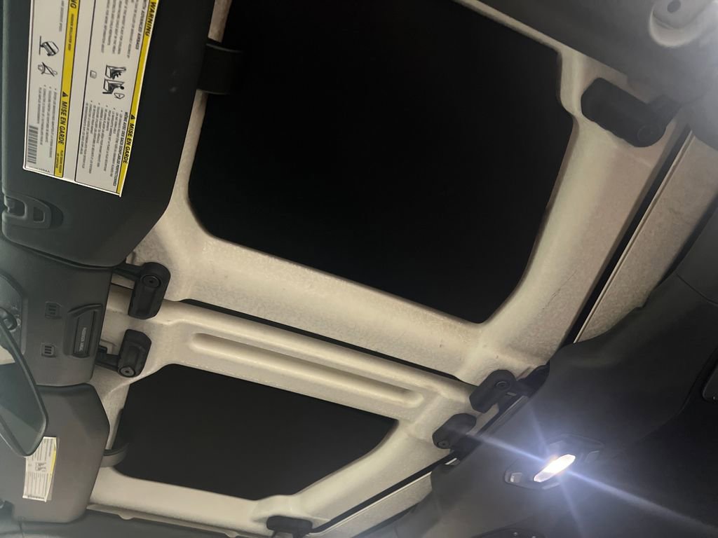 Used 2018 Jeep Wrangler Unlimited Sport S AWD/4WD image 23