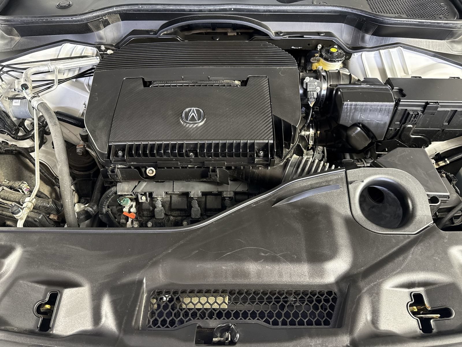 Certified 2024 Acura MDX SH-AWD w/ Technology Package image 29