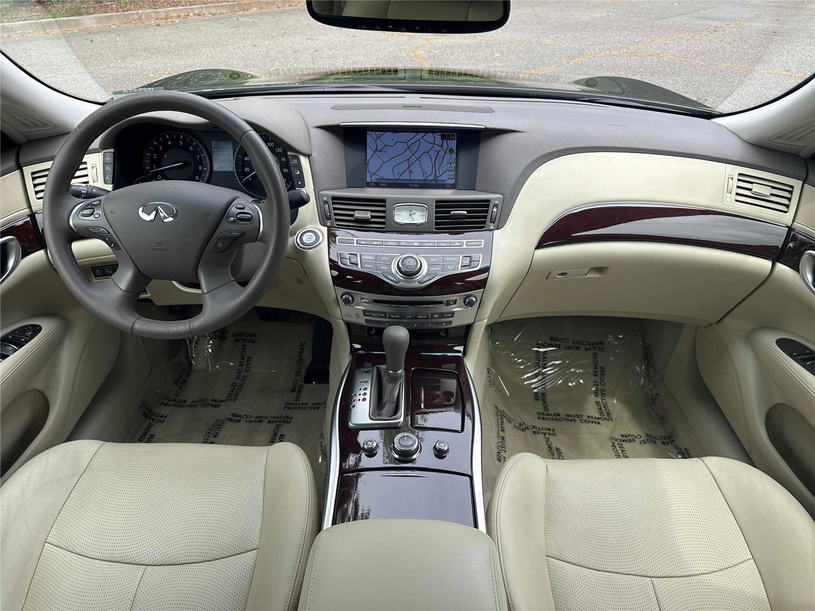 Used 2015 INFINITI Q70 3.7 w/ Technology Package image 13