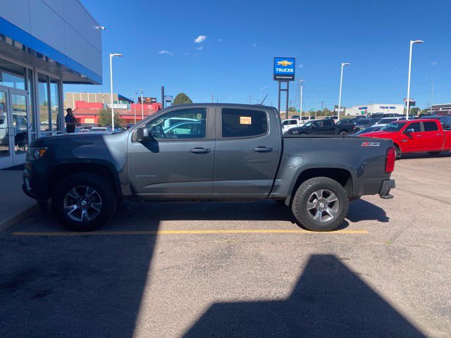 Used 2017 Chevrolet Colorado Z71 AWD/4WD image 8