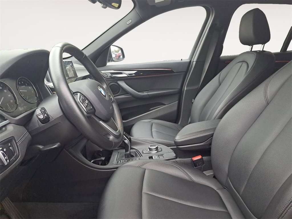 Used 2022 BMW X1 xDrive28i w/ Convenience Package image 9