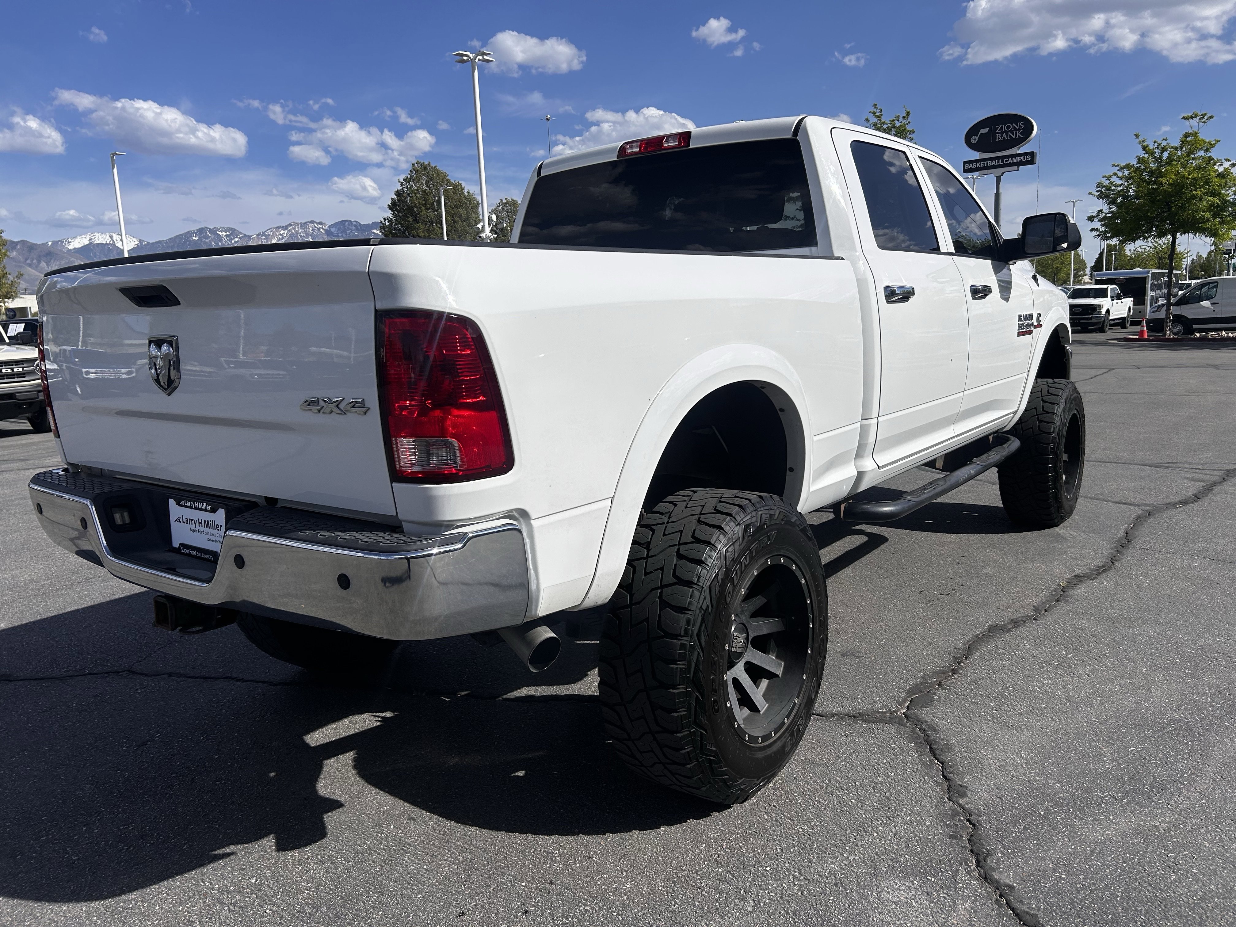 Used 2014 RAM 3500 Tradesman w/ Chrome Appearance Group image 5