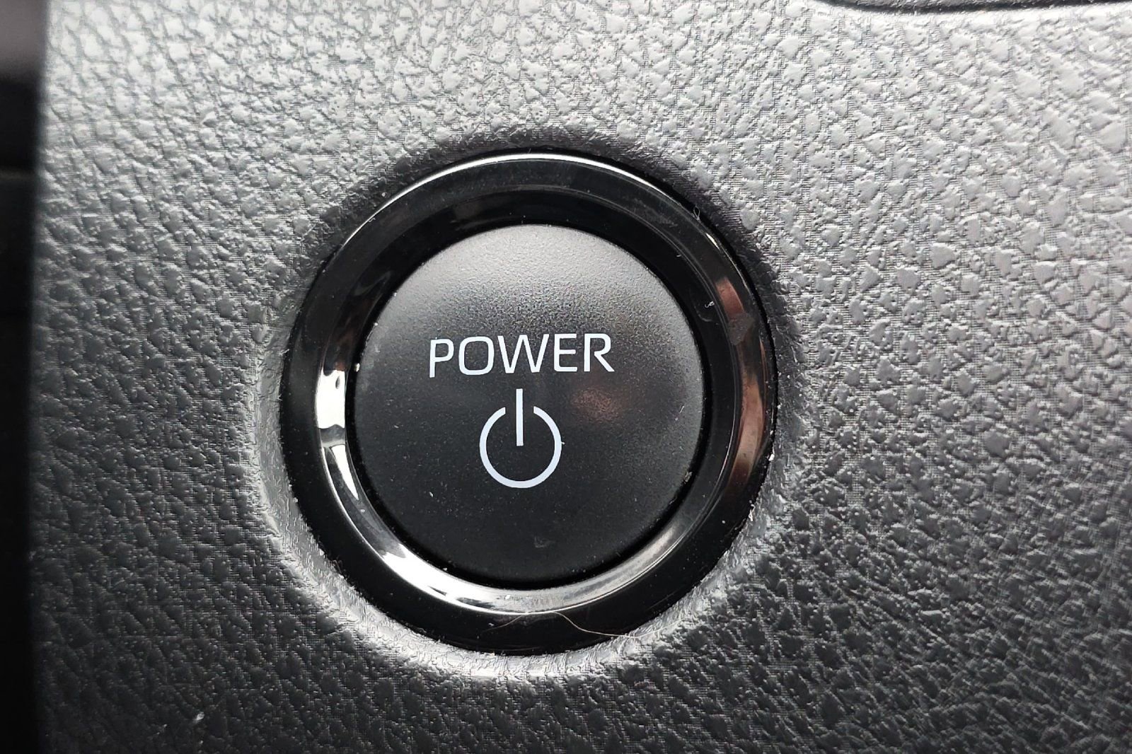 Used 2025 Toyota Camry LE AWD/4WD image 20