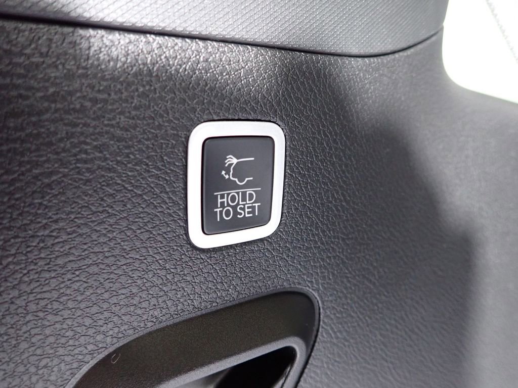 New 2026 Jeep Grand Wagoneer Limited AWD/4WD image 18