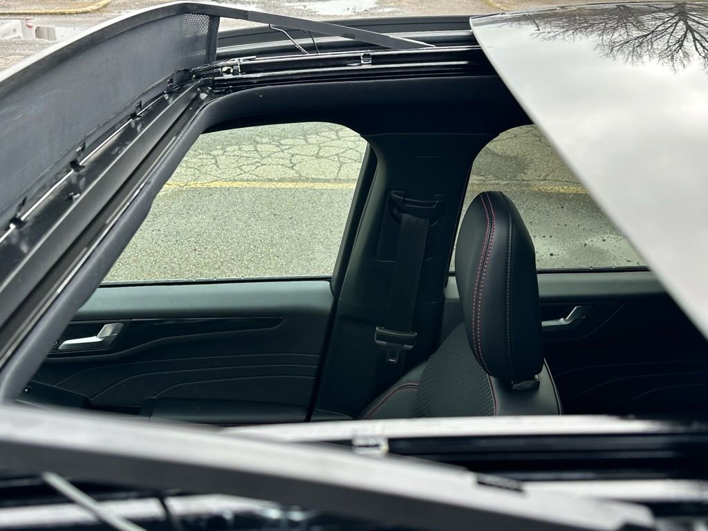 New 2026 Ford Escape ST-Line Select w/ Tech Pack #1 AWD/4WD image 7