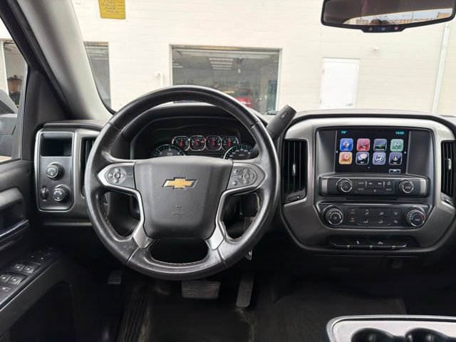 Used 2018 Chevrolet Silverado 1500 LT AWD/4WD image 19