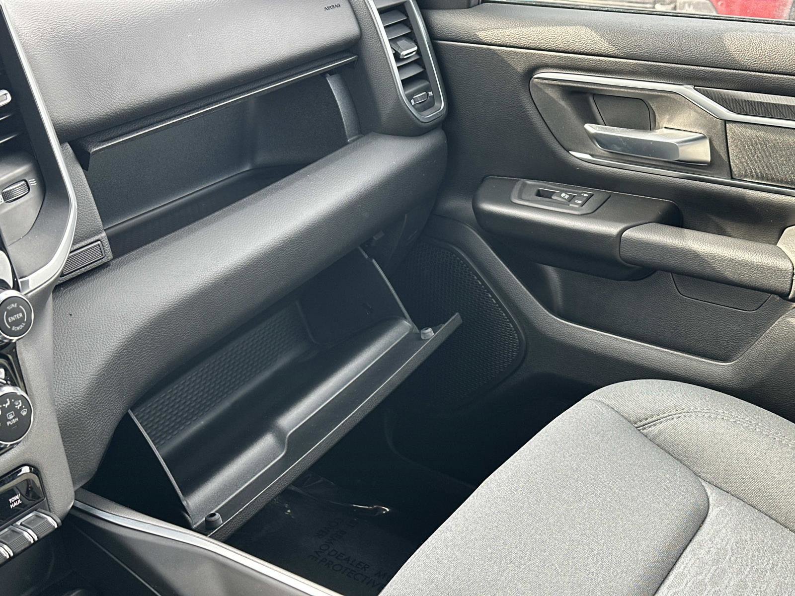 Used 2025 RAM 1500 Big Horn image 32