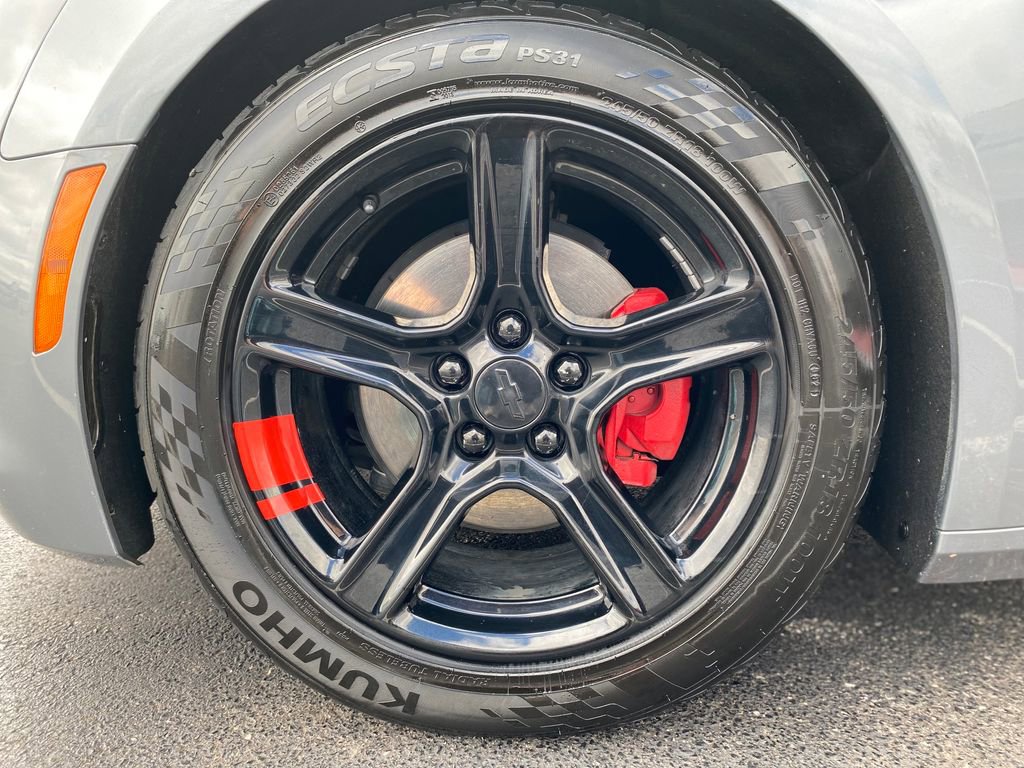 Used 2020 Chevrolet Camaro LT image 27