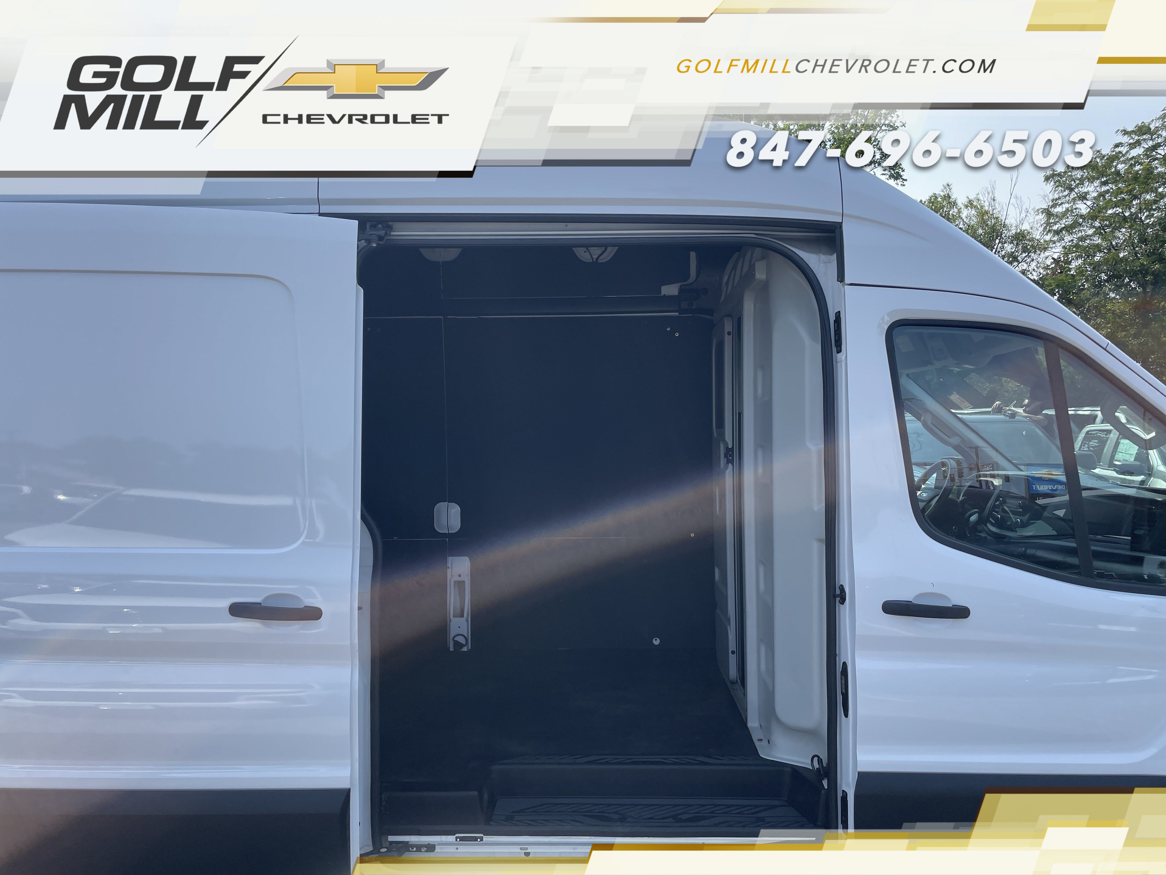 Used 2025 Ford Transit 250 148 High Roof Extended w/ Load Area Protection Package RWD image 11