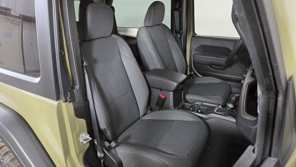 New 2026 Jeep Wrangler Willys AWD/4WD image 32