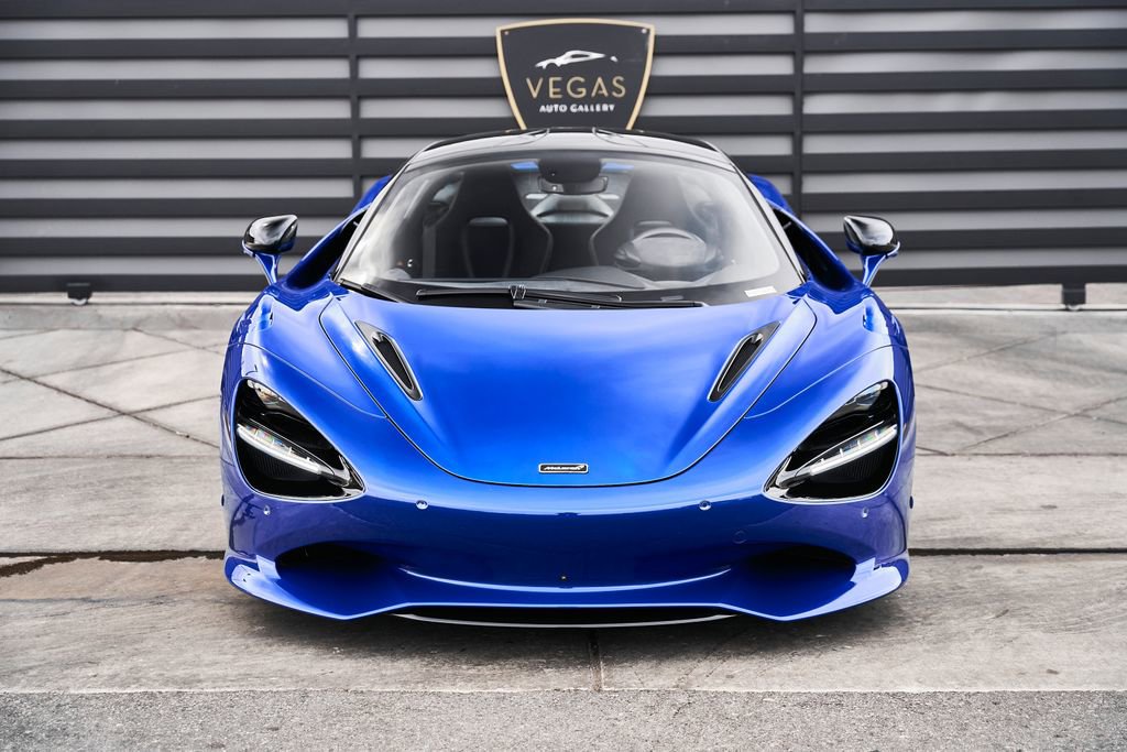 Used 2024 McLaren 750S RWD image 17