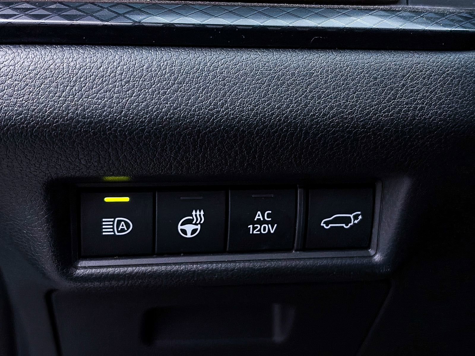 Used 2025 Toyota Grand Highlander AWD Hybrid image 21