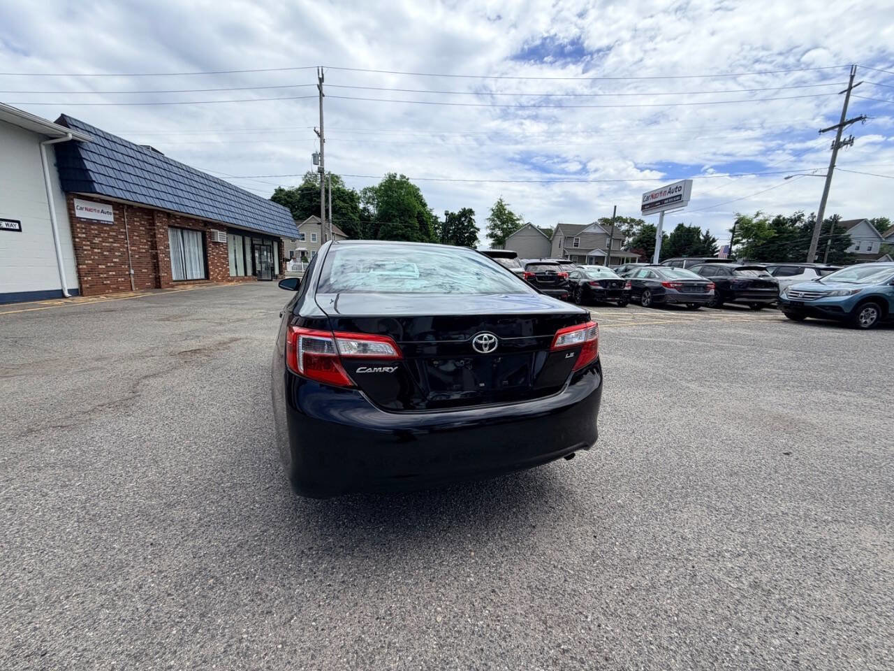 Used 2014 Toyota Camry LE FWD image 28