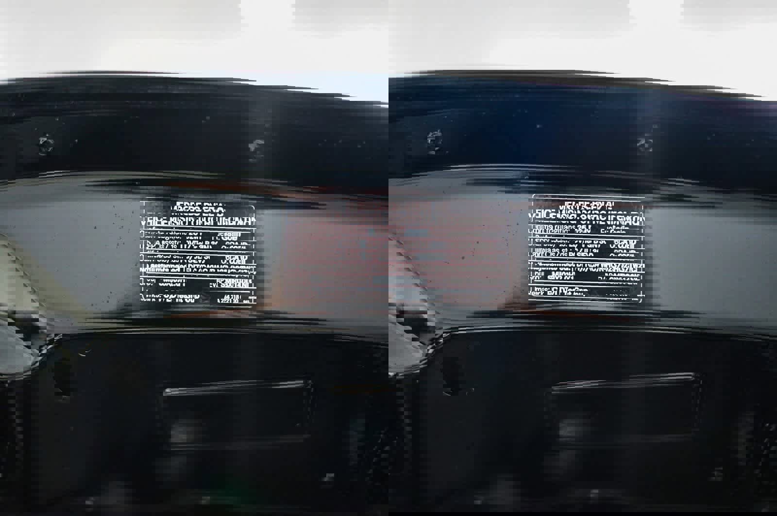 Certified 2025 Mercedes-Benz GLC 300 image 27