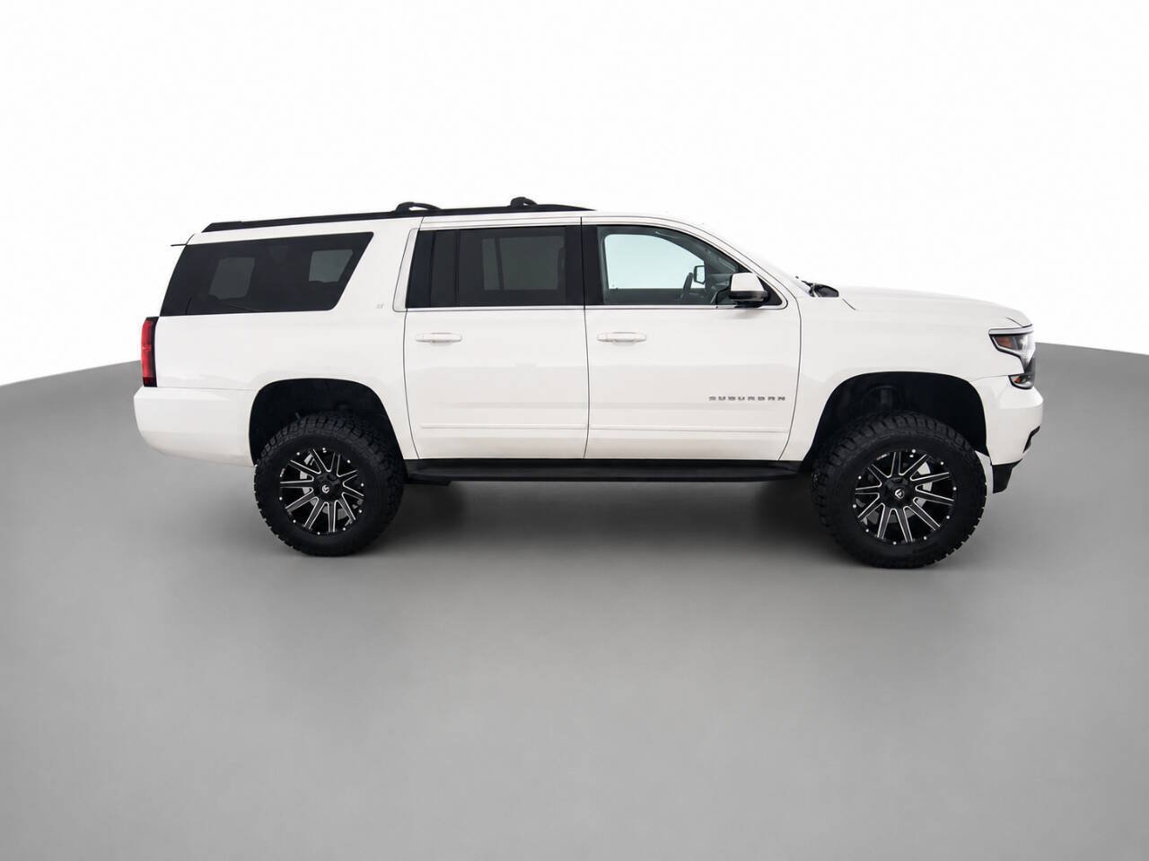Used 2015 Chevrolet Suburban LT AWD/4WD image 4