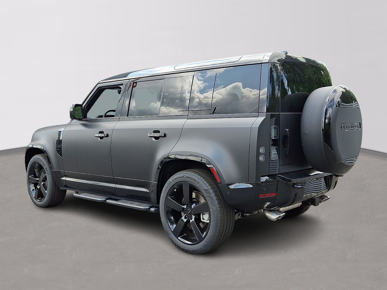 New 2026 Land Rover Defender 110 X-Dynamic SE AWD/4WD image 4