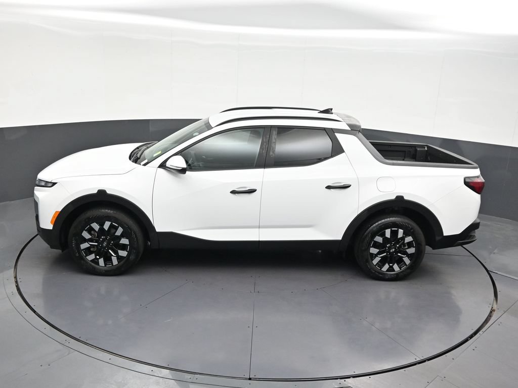 Used 2025 Hyundai Santa Cruz SEL FWD image 16