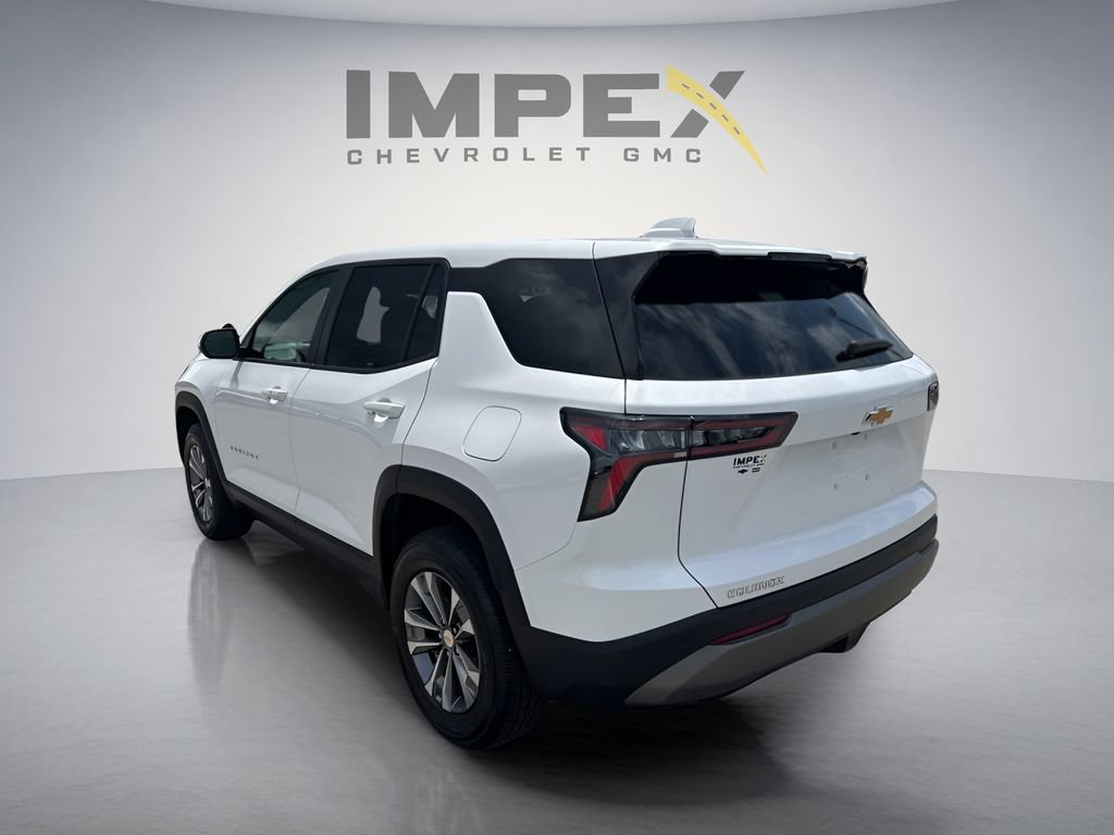 Used 2026 Chevrolet Equinox LT FWD image 3