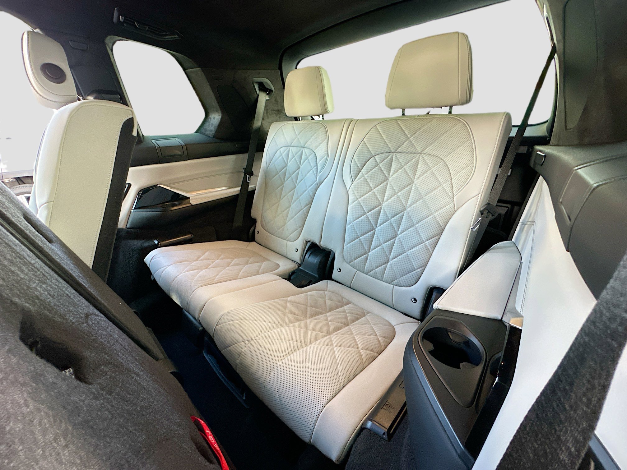 Certified 2023 BMW X7 xDrive40i w/ Executive Package image 37