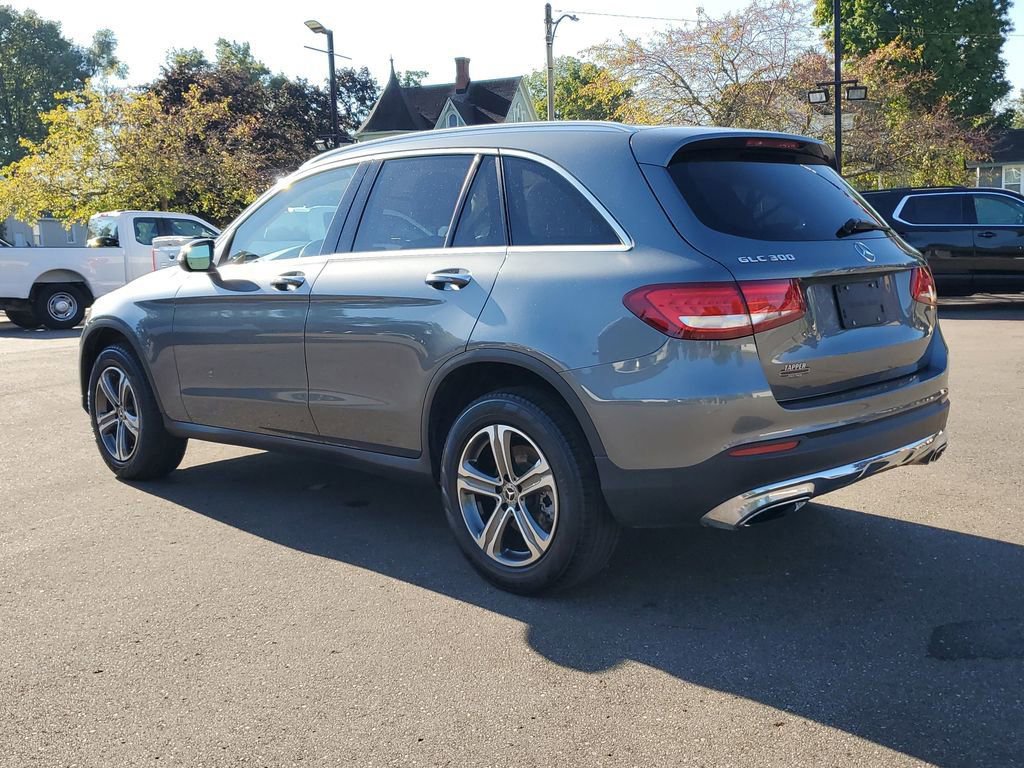 Used 2018 Mercedes-Benz GLC 300 image 4