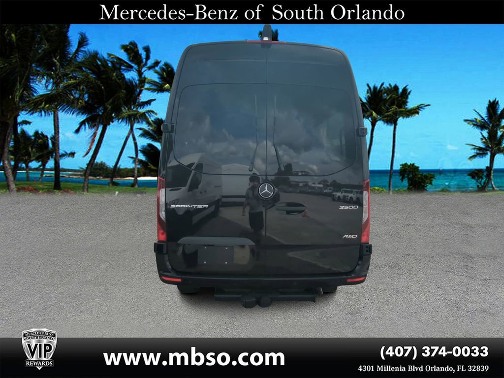 New 2025 Mercedes-Benz Sprinter 2500 image 17
