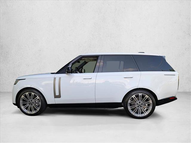 Certified 2025 Land Rover Range Rover SE image 9