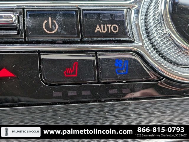 Used 2022 Lincoln Nautilus Reserve w/ Equipment Group 201A FWD image 23