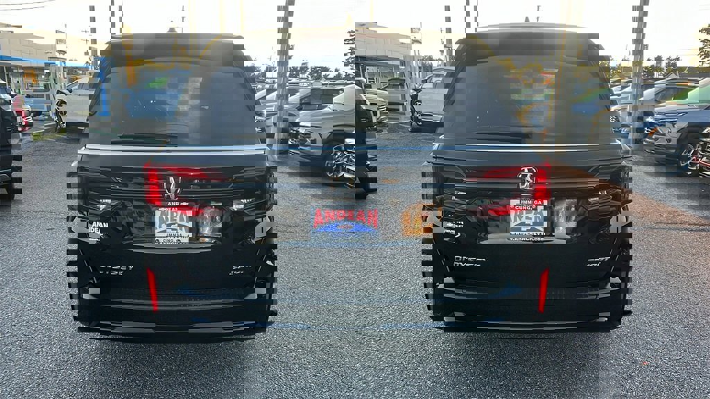 Used 2025 Honda Odyssey Sport-L image 6