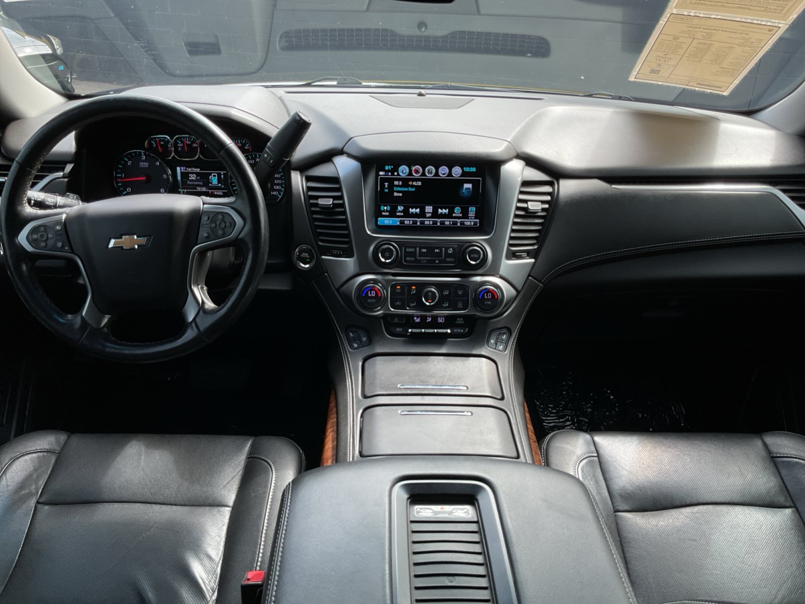 Used 2019 Chevrolet Suburban Premier AWD/4WD image 15