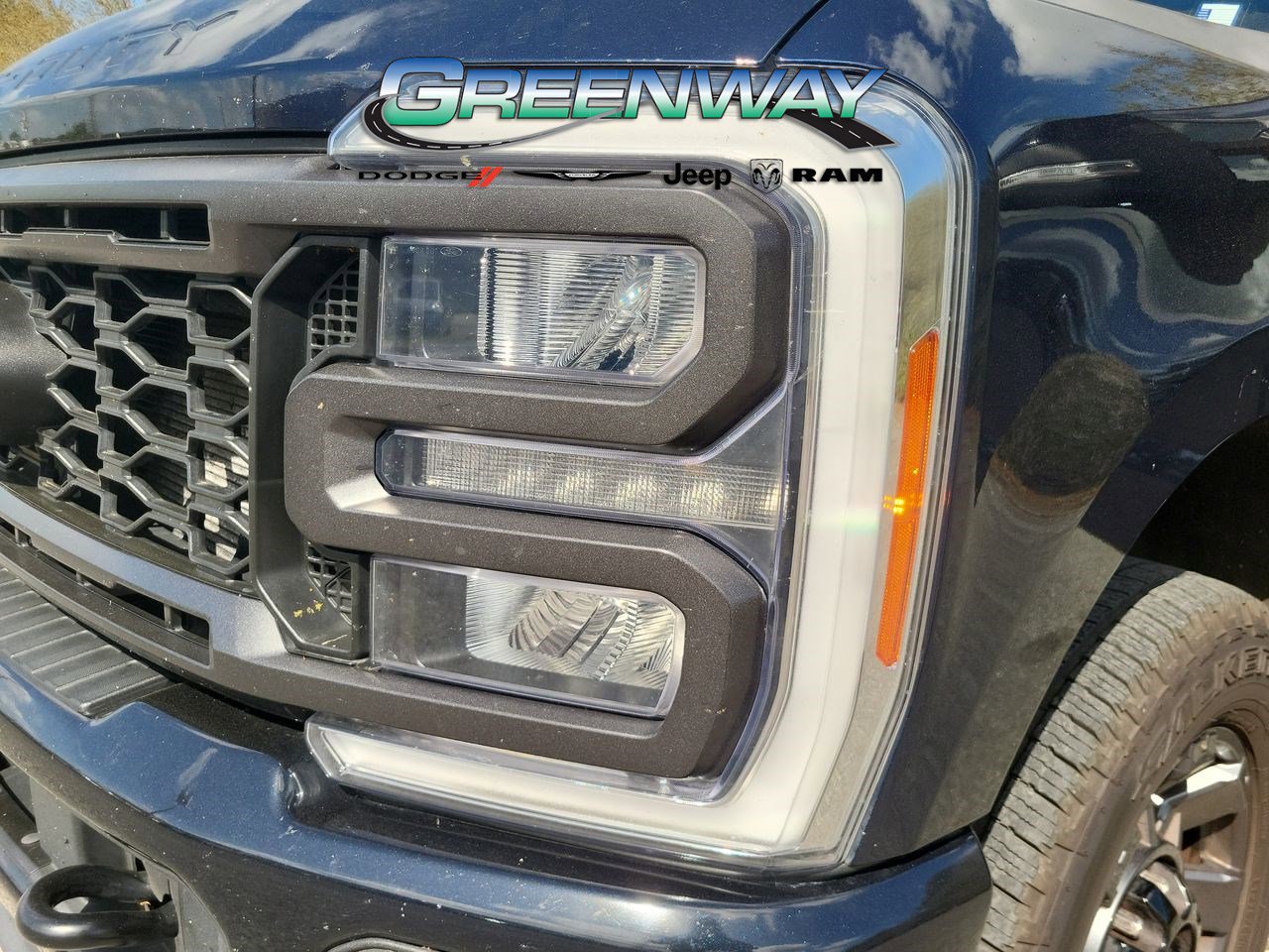 Used 2023 Ford F250 Lariat w/ Sport Appearance Package AWD/4WD image 5