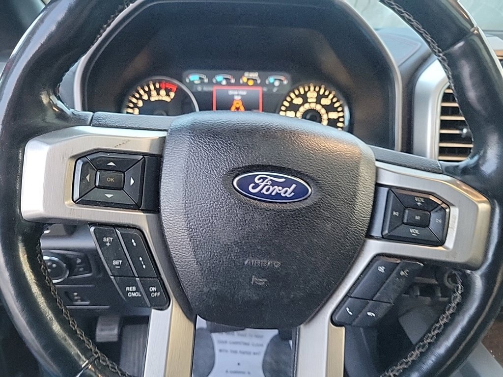 Used 2017 Ford F150 Platinum w/ Equipment Group 701A Luxury AWD/4WD image 9