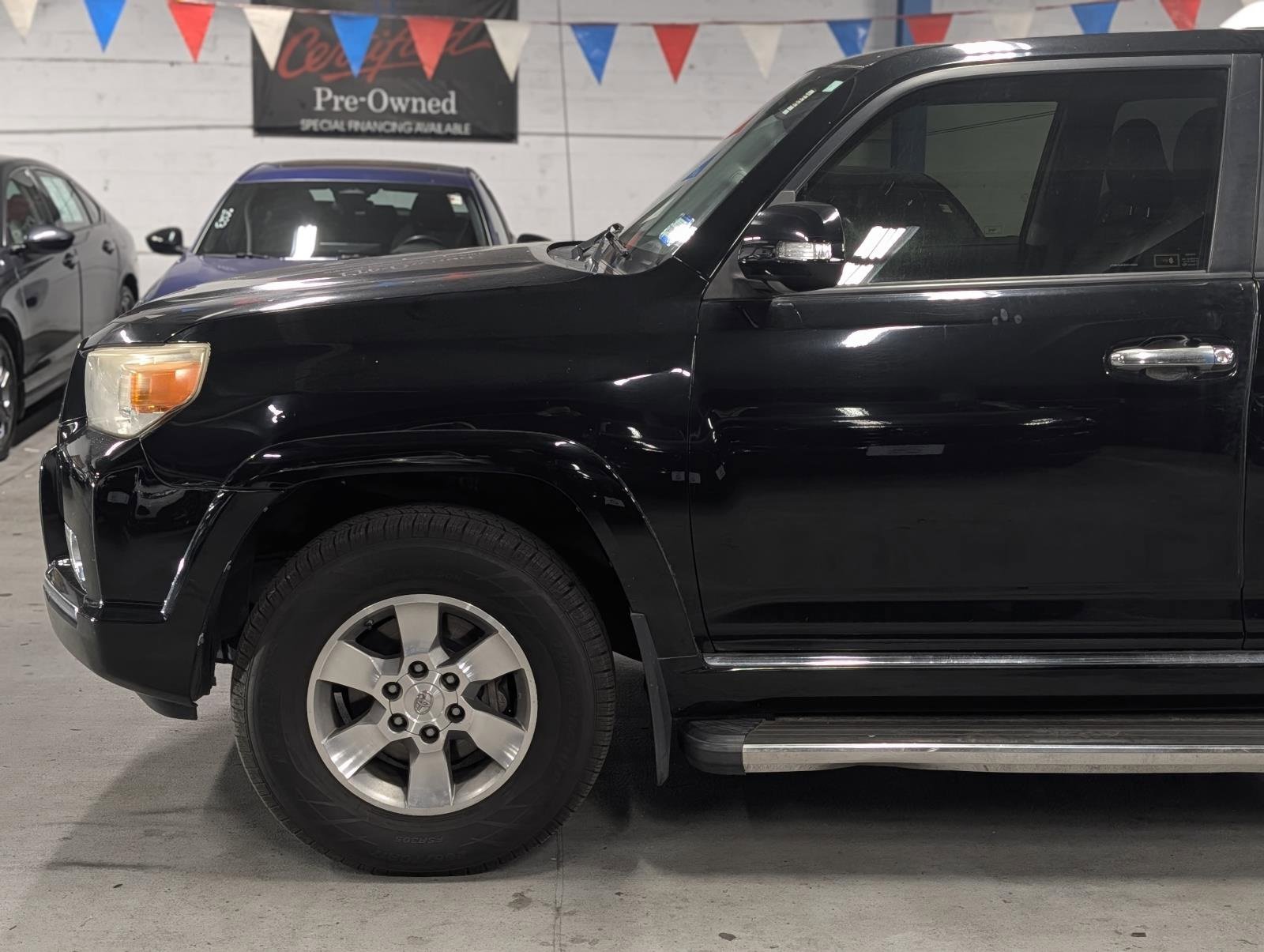 Used 2013 Toyota 4Runner SR5 w/ Convenience Pkg image 2