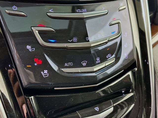 Used 2020 Cadillac Escalade ESV Luxury image 17