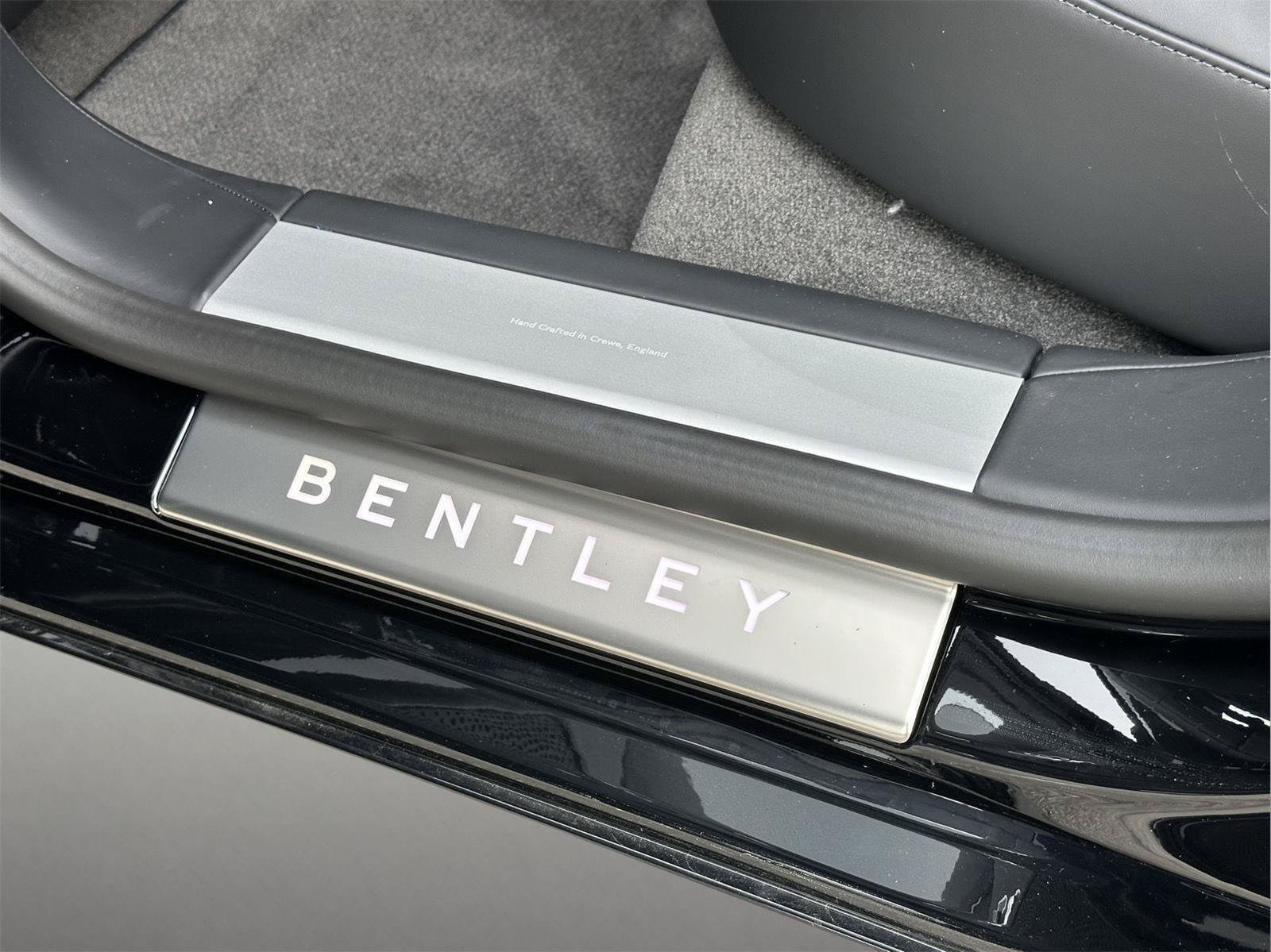 New 2026 Bentley Flying Spur V8 AWD/4WD image 30