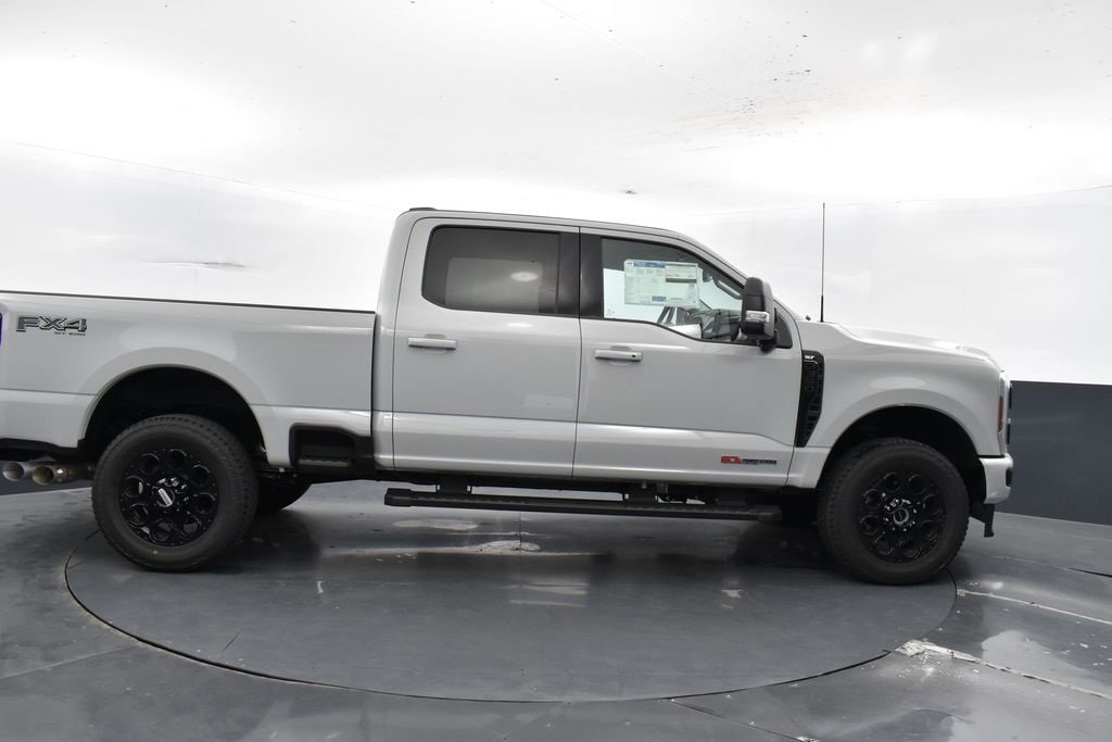New 2025 Ford F350 XLT w/ Black Appearance Package image 5