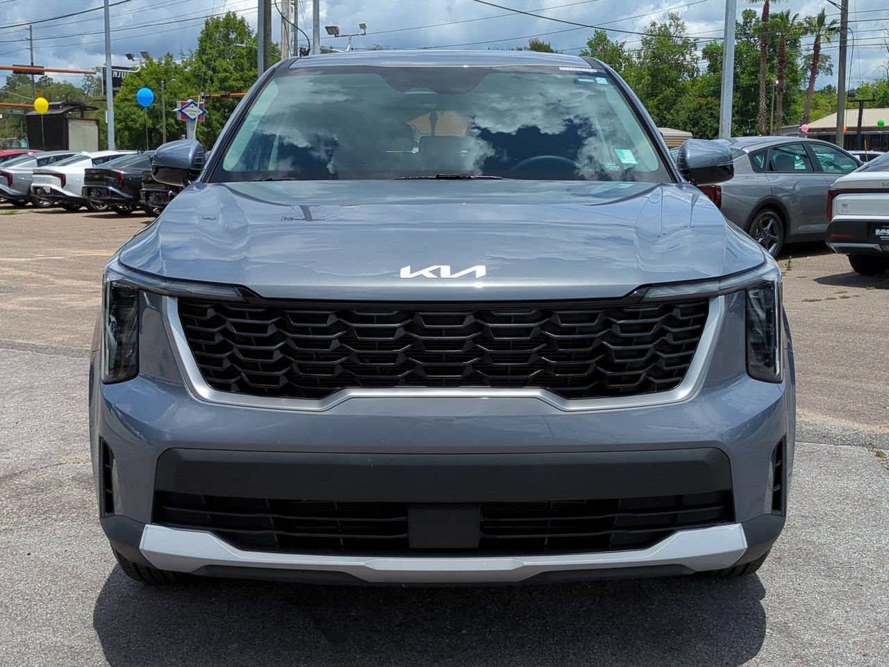 Certified 2024 Kia Sorento LX FWD image 9