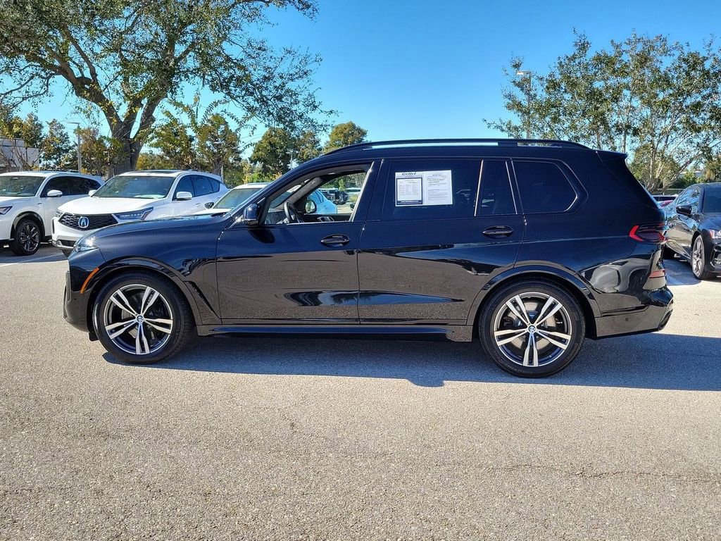 Used 2025 BMW X7 M60i image 14