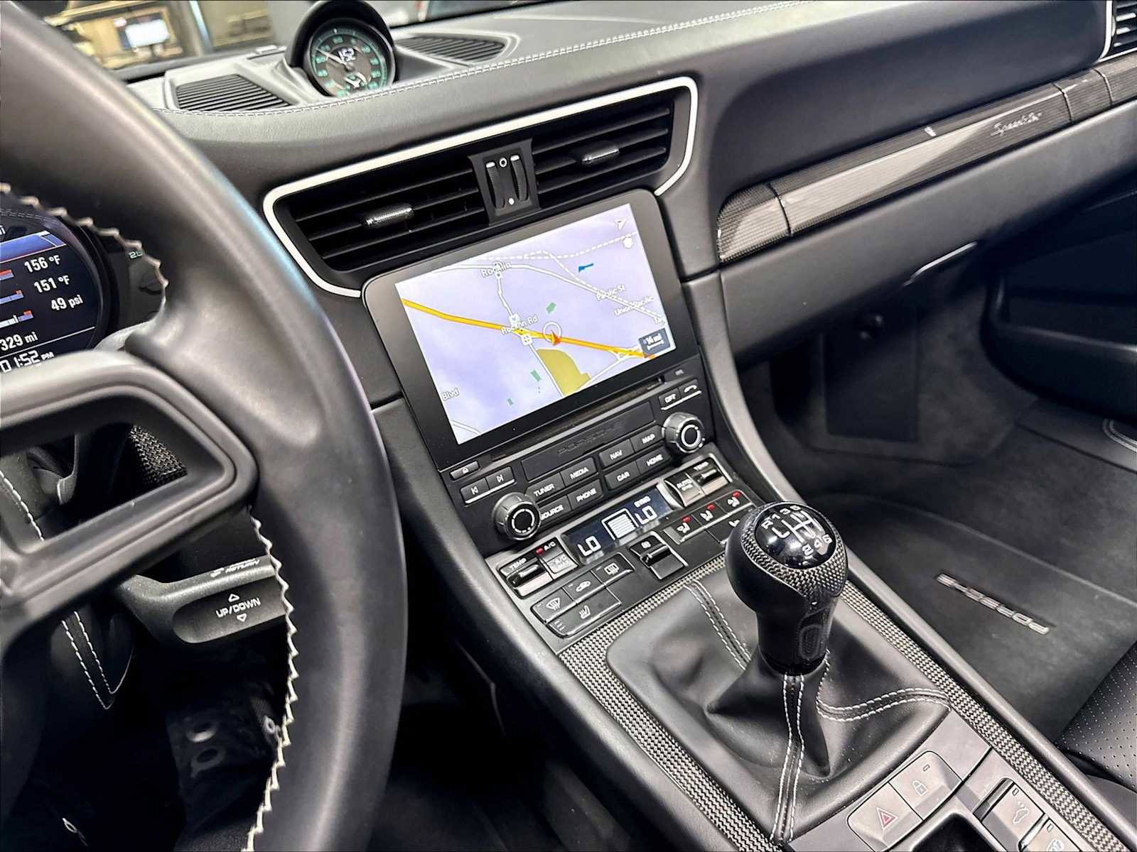 Used 2019 Porsche 911 Speedster RWD image 18