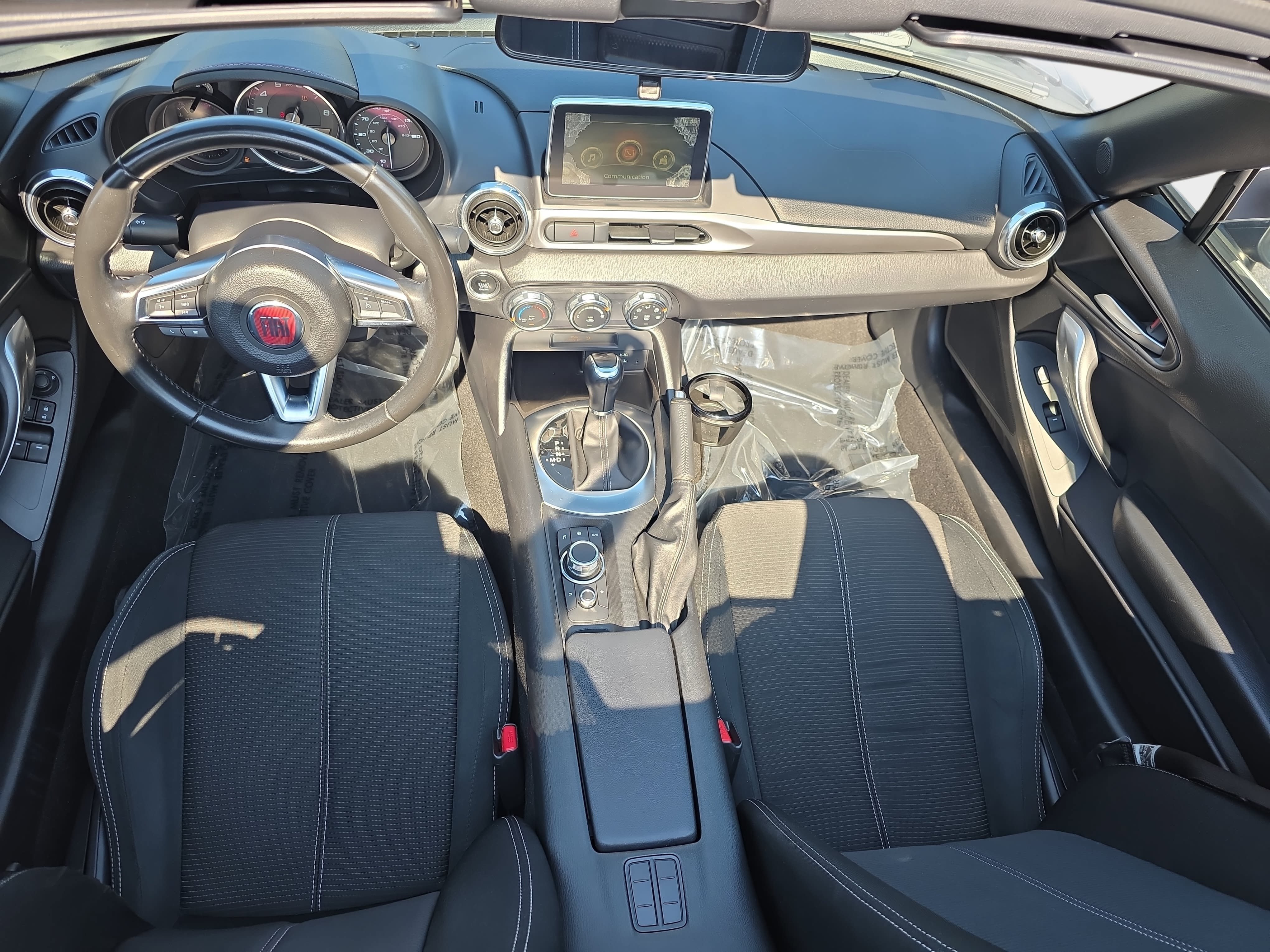 Used 2017 FIAT 124 Spider Classica RWD image 9