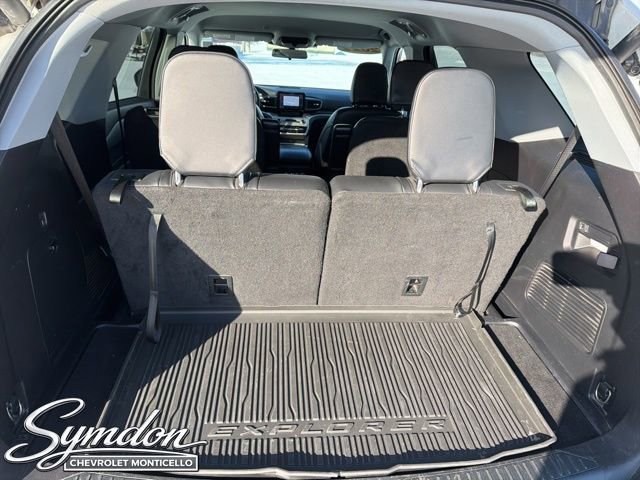 Used 2022 Ford Explorer XLT w/ Equipment Group 202A image 20