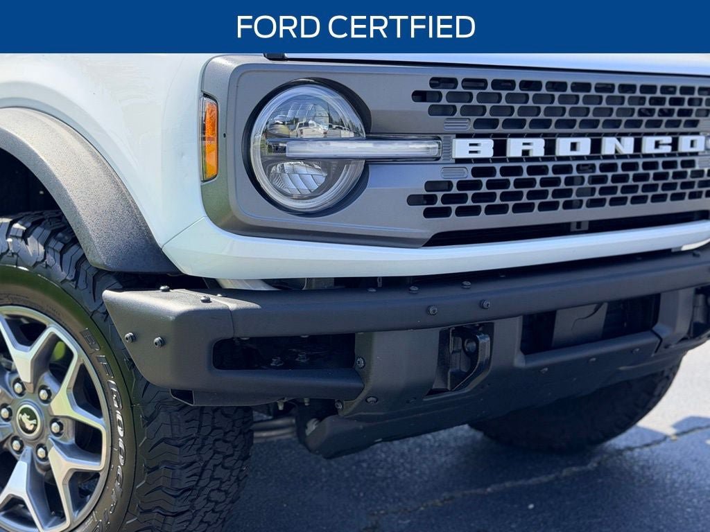 Used 2024 Ford Bronco Badlands AWD/4WD image 3