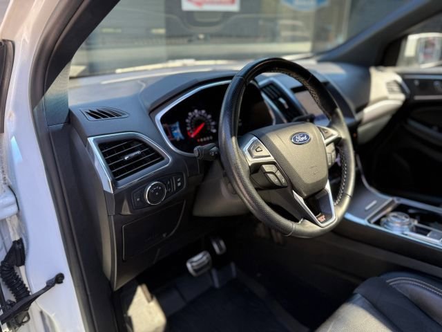 Used 2020 Ford Edge ST w/ Equipment Group 401A image 11